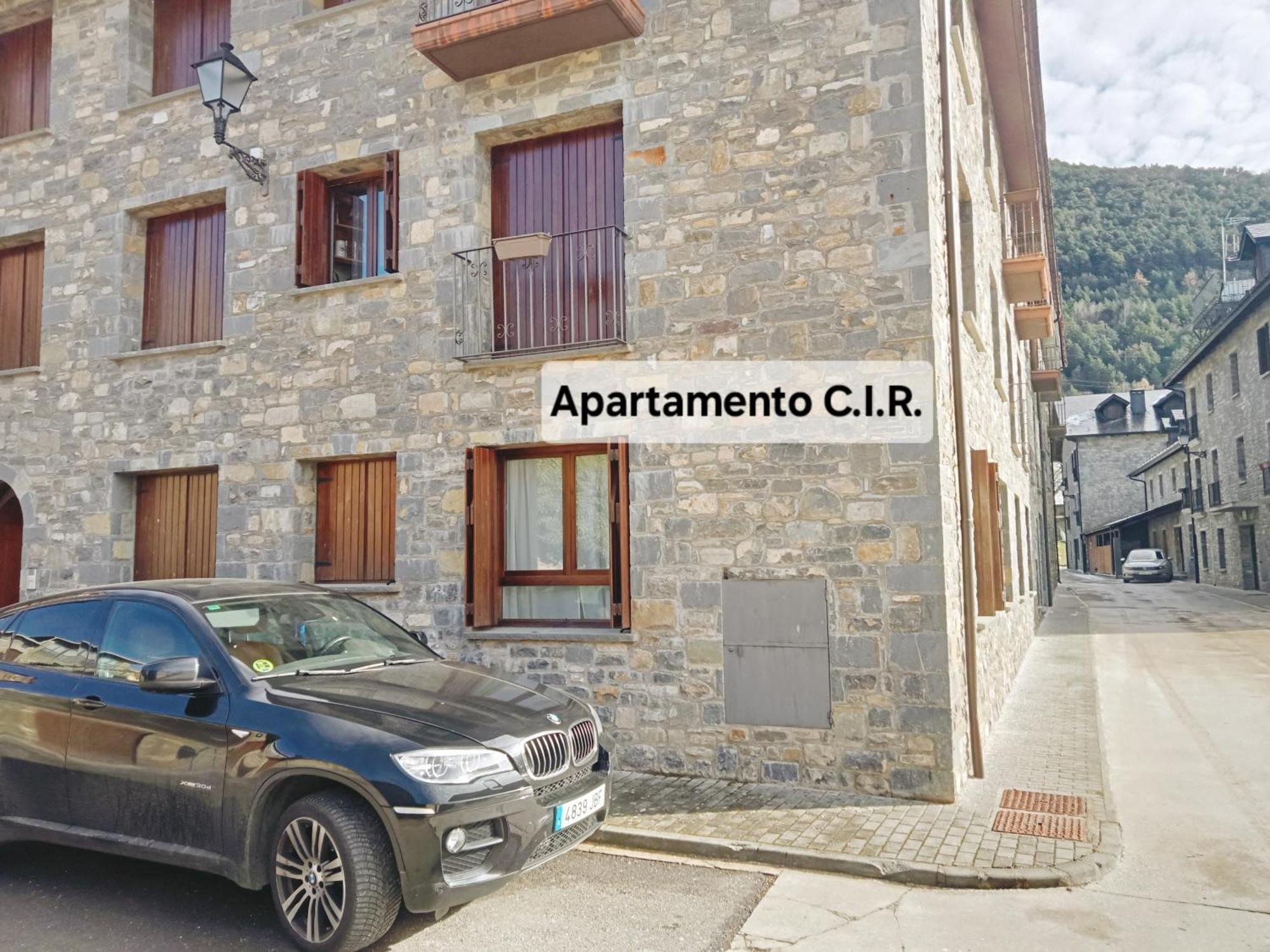 Cir Apartment