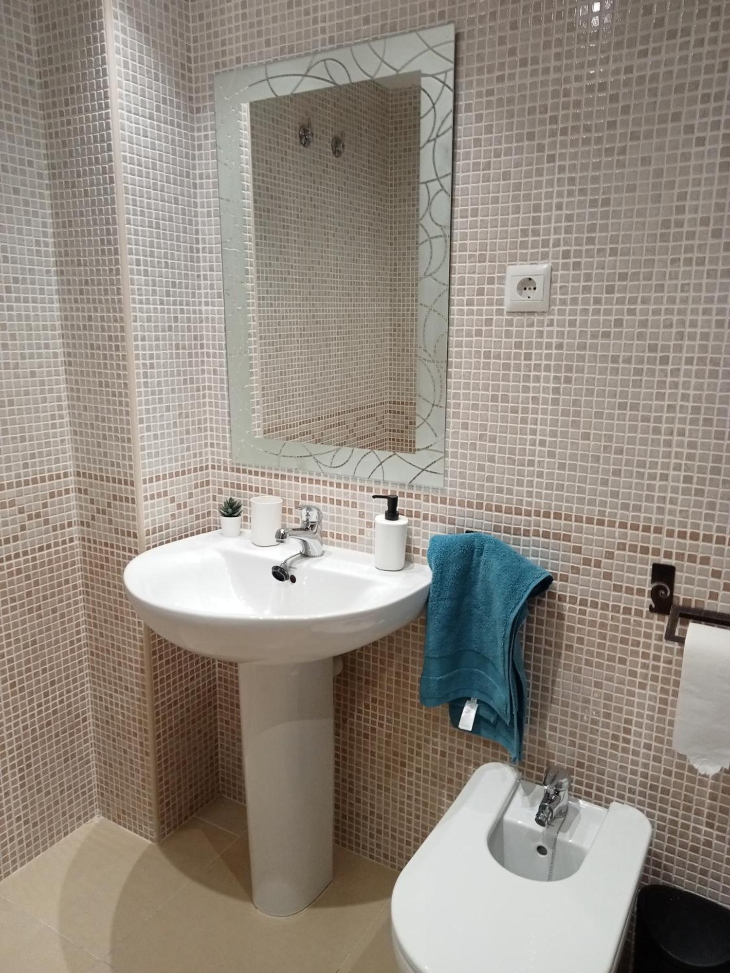 Apartment Cir